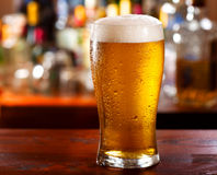 glass-beer-cold-bar-34211629.jpg